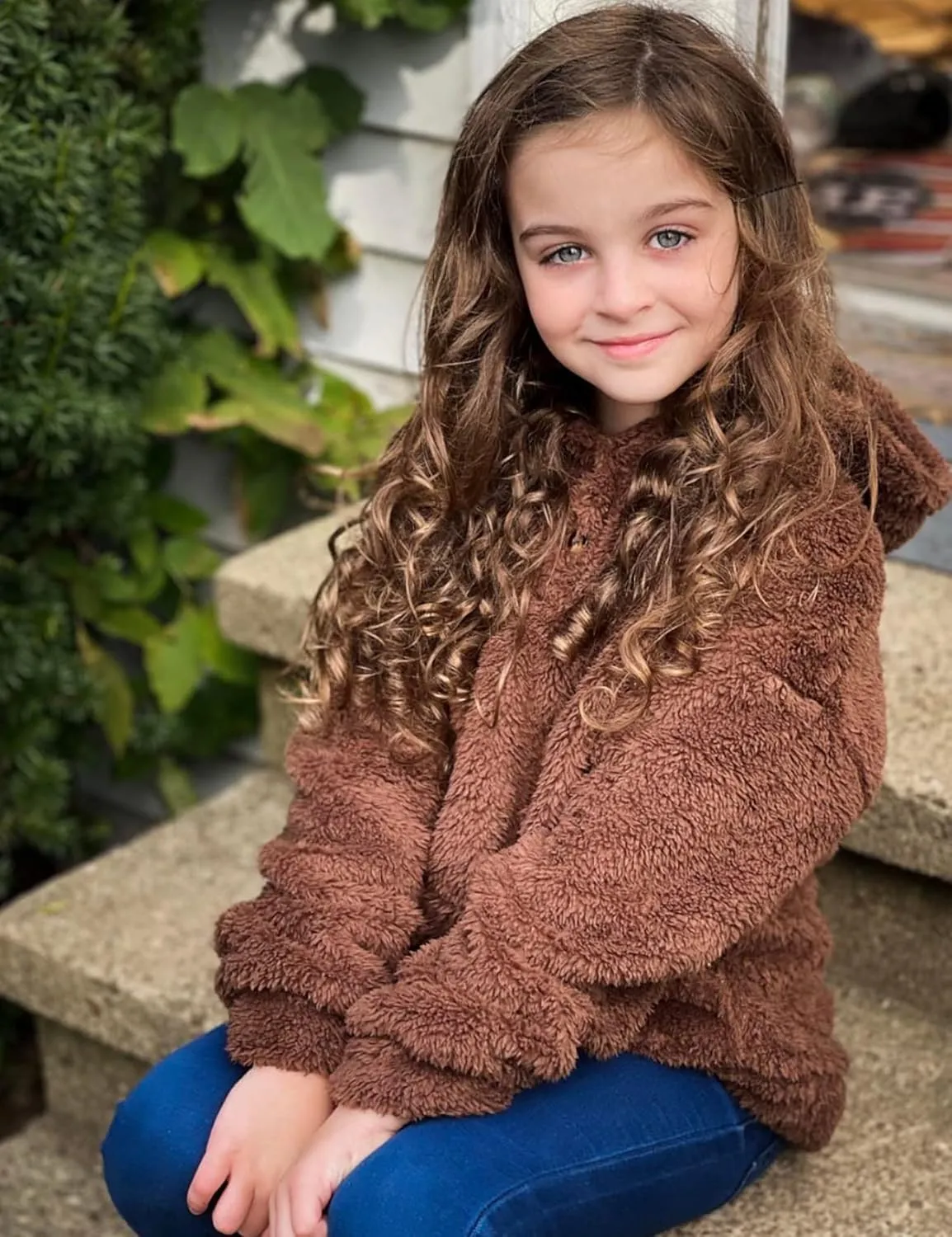 Arshiner Girls Hoodie Sherpa Fleece Pullover Hooded Sweatshirt for Girl Button Up Casual Outerwear Coat With Pockets
