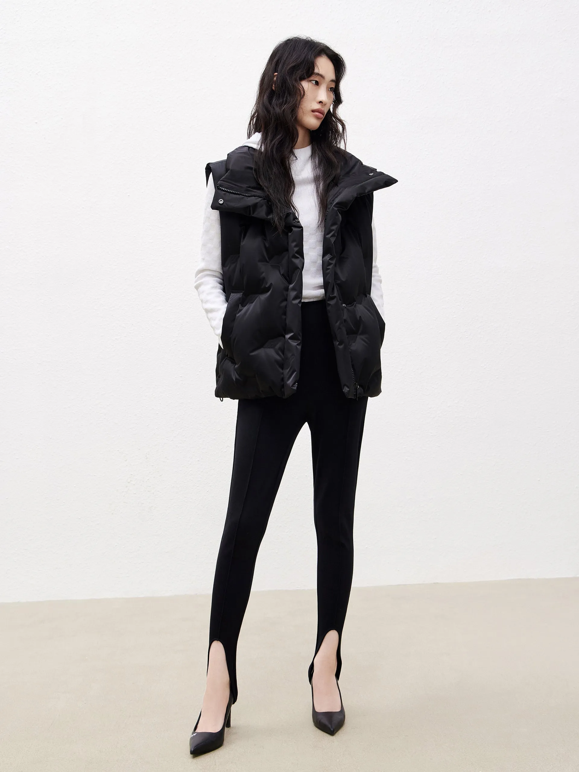 Pocketed Lapel Collar Down Vest
